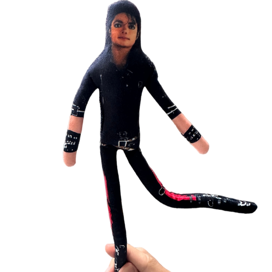 Muñeco de Peluche de Michael J - Anime Cosplay And Costumes reseña y precio